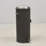 1740 9052 Papperskorg